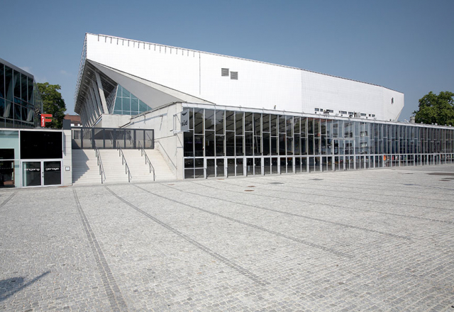 Wiener Stadthalle Aussen © Zolles KG